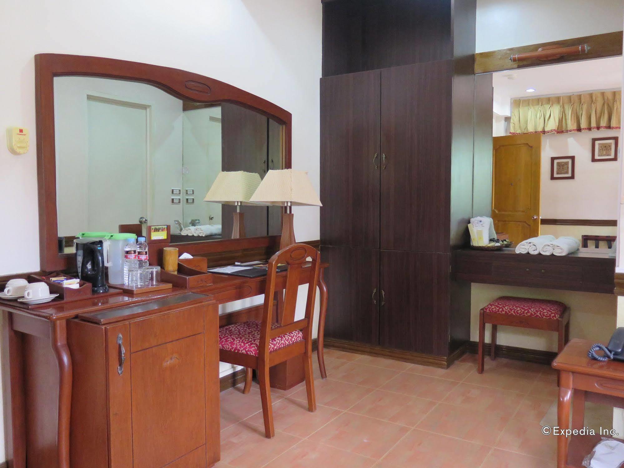 จีส์ แกรนด์ รีสอร์ต แอนด์ คอนเวนชั่น เซ็นเตอร์ Bed & Breakfast ปางเลา ภายนอก รูปภาพ